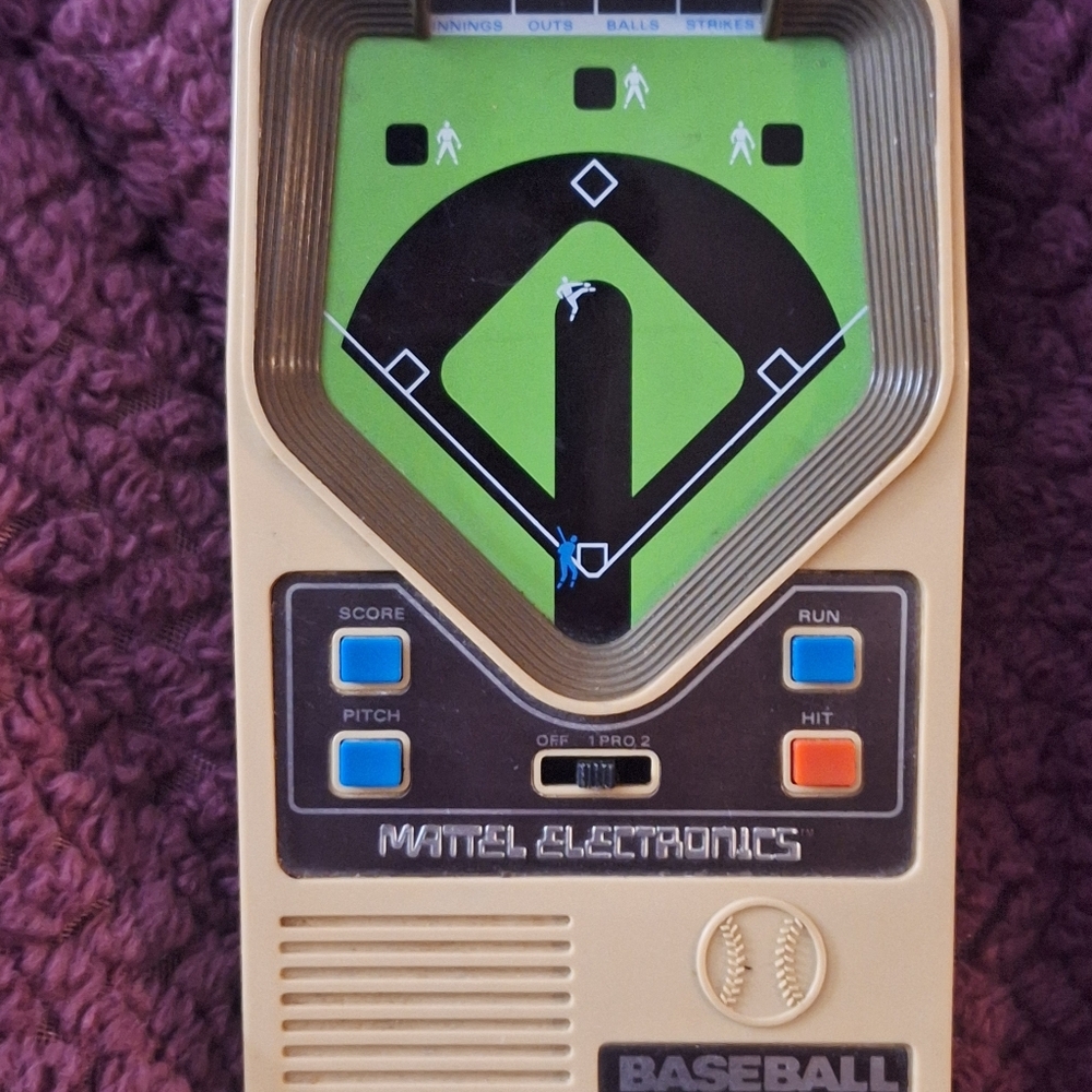 Vintage Like NEW Mattel Classic Beige Electronic BASEBALL , 1978